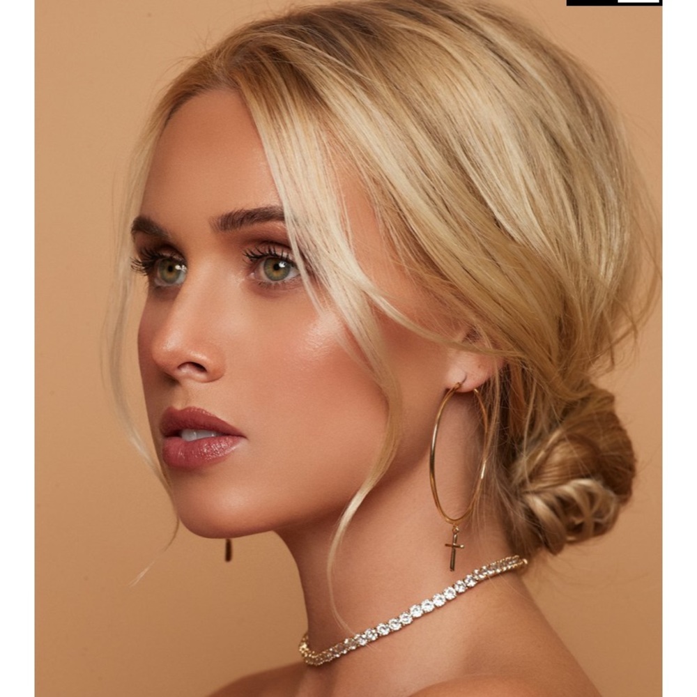XIXI DIAMANTÉ CHOCKER
